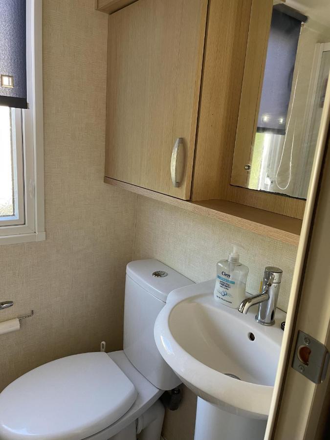 6 Berth Pet Friendly Caravan On Sandy Glade Berrow Bagian luar foto